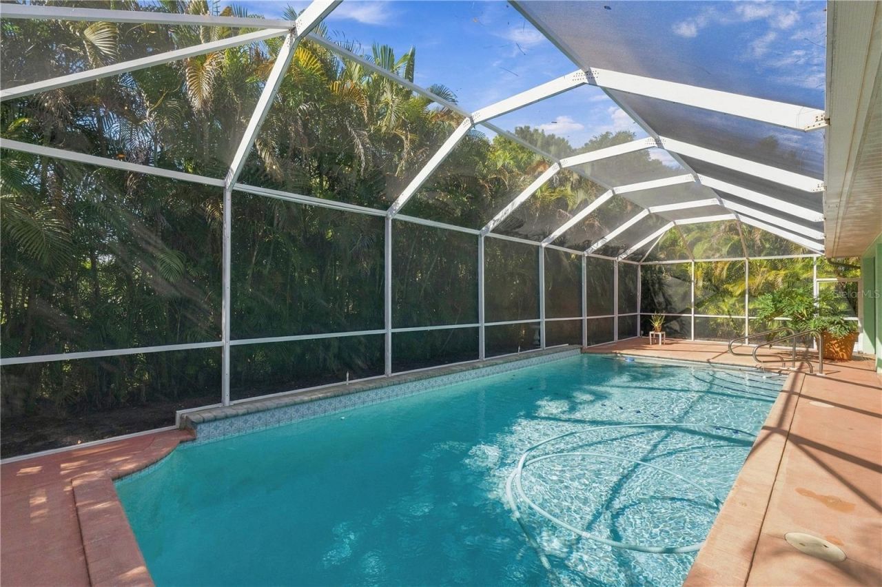 114 SE 8th Street, Cape Coral, FL 33990 Photo