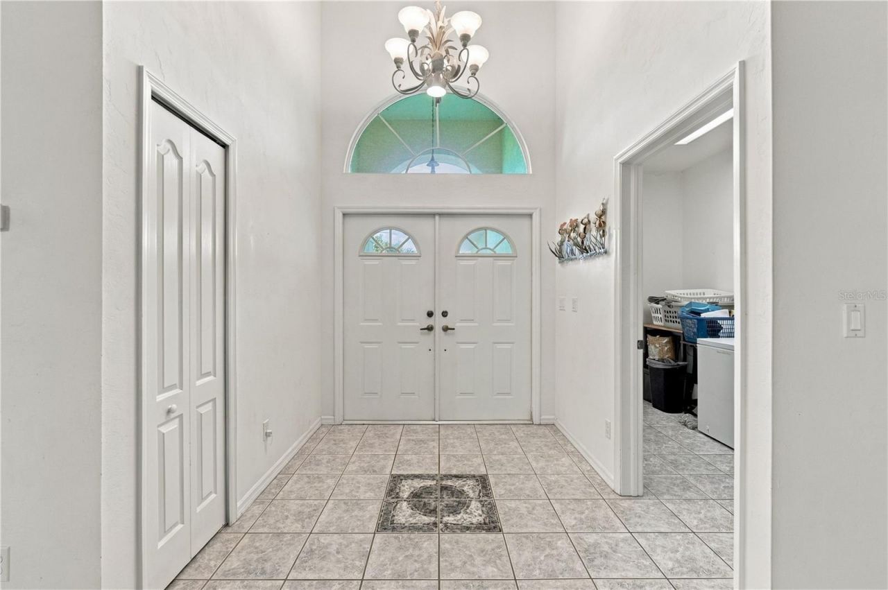 114 SE 8th Street, Cape Coral, FL 33990 Photo