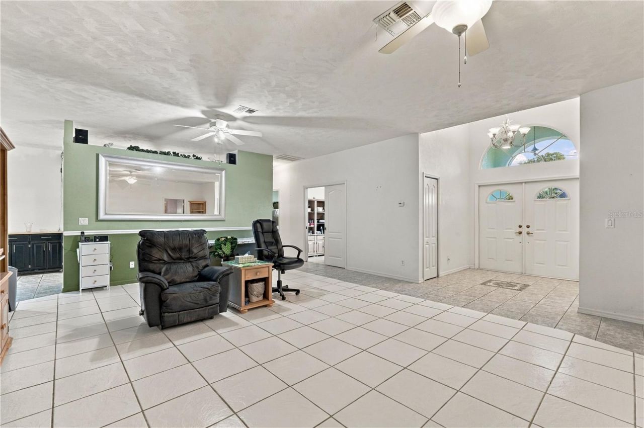 114 SE 8th Street, Cape Coral, FL 33990 Photo