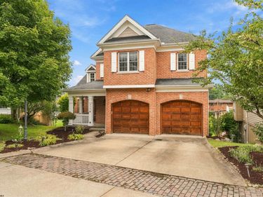 932 Suncrest Place, Morgantown, WV 26505