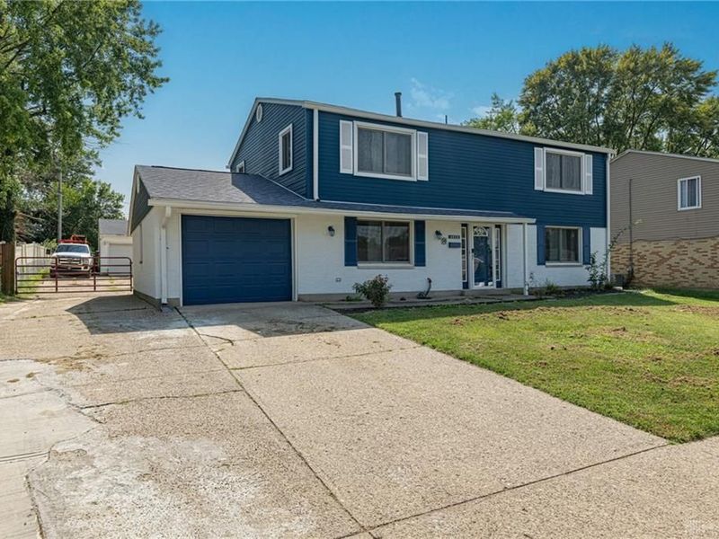 6532 Menlo Way, Dayton, OH 45424 Photo 2