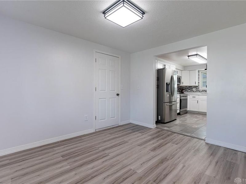 6532 Menlo Way, Dayton, OH 45424 Photo 9