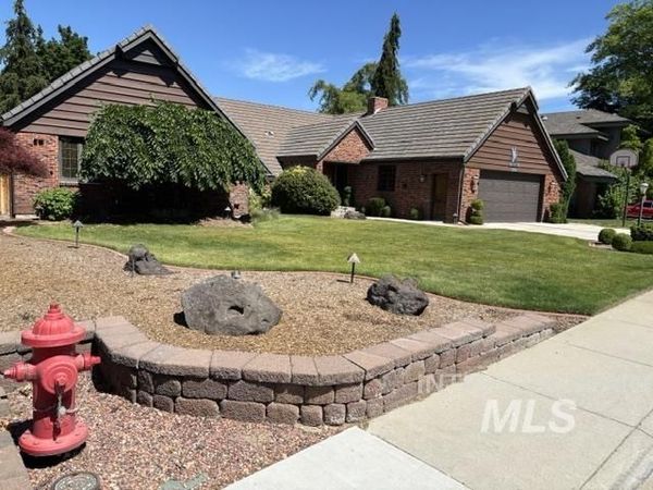 3760 N Gramarcy, Garden City, ID 83703