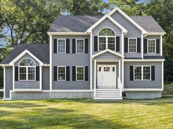 883 West Lowell Ave., Haverhill, MA 01832