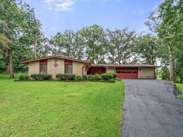 3S984 Oakland Lane , North Aurora, IL 60542