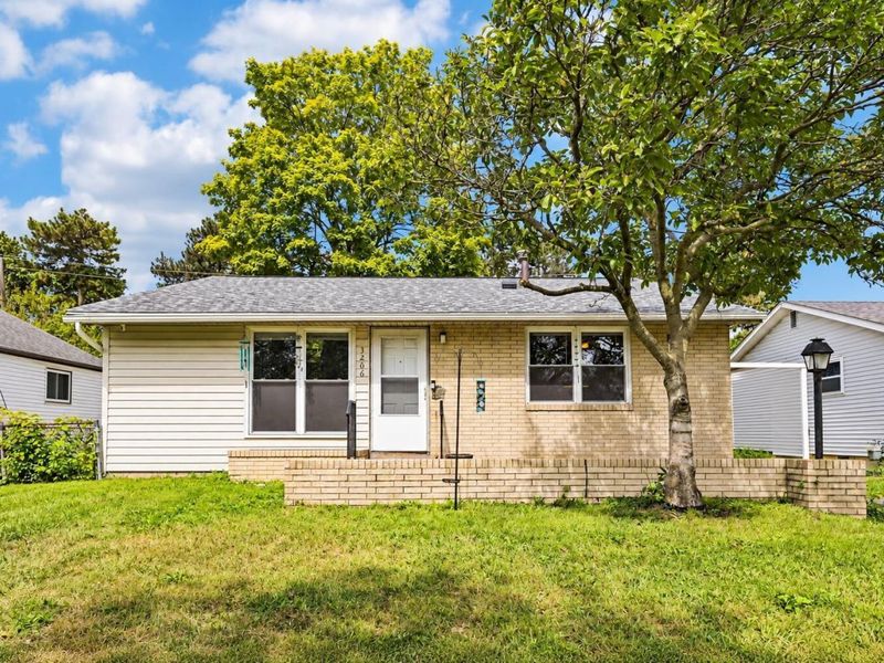 3206 Penfield Road, Columbus, OH 43227 Photo 2