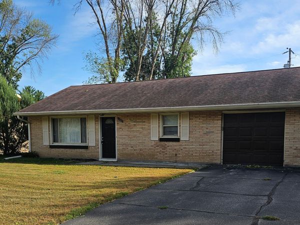 105 Jay Street , Le Sueur, MN 56058