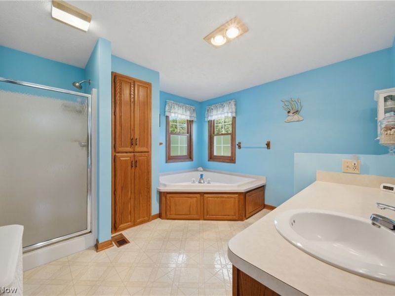 813 Walnut Ridge Street NW, Bolivar, OH 44612 Photo 31