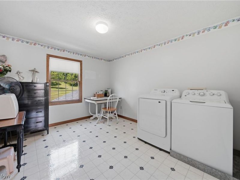 813 Walnut Ridge Street NW, Bolivar, OH 44612 Photo 37