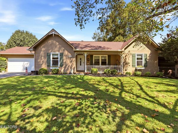 1616 Hidden Hills Drive, Clinton, TN 37716