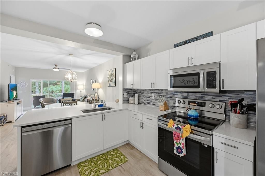 9165 Celeste Dr, Unit 103, Naples, FL 34113 Photo