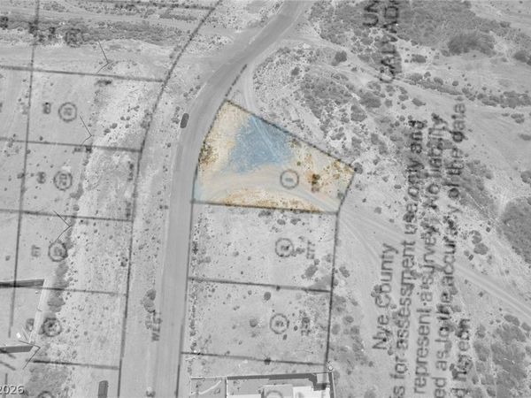 1060 S Firebird Circle , Pahrump, NV 89048