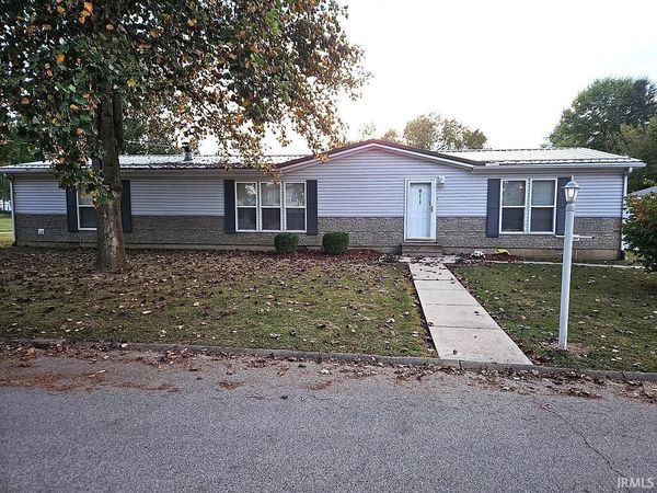 610 S Third Street, Dugger, IN 47848