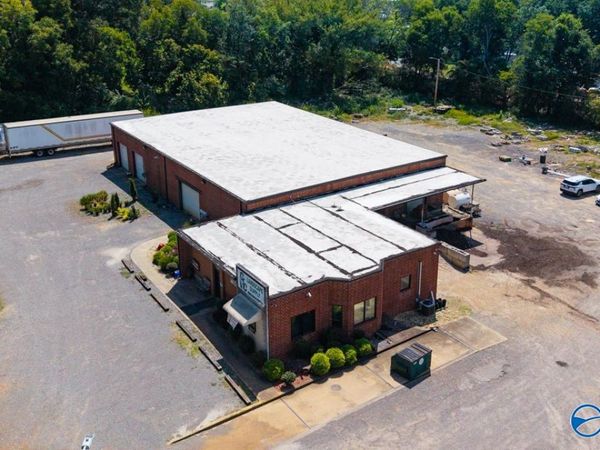 363 Old Larkinsville Road, Scottsboro, AL 35768