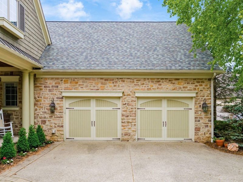 5692 Juliana Place, Columbus, OH 43235 Photo 6