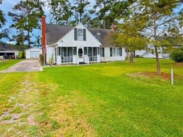 34502 Us Highway 264 , Engelhard, NC 27824