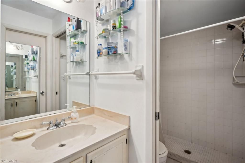 4640 Chantelle Dr, Unit N203, Naples, FL 34112 Photo
