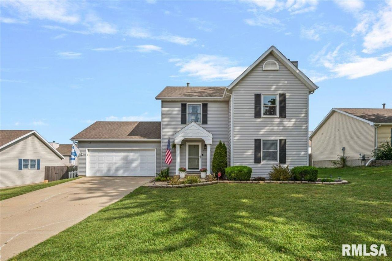 3717 Viking Boulevard, Springfield, IL 62712 Main Photo