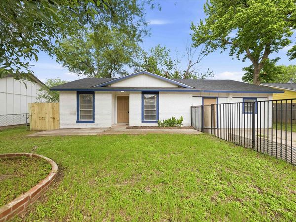 4502 Turnstone DR , Austin, TX 78744
