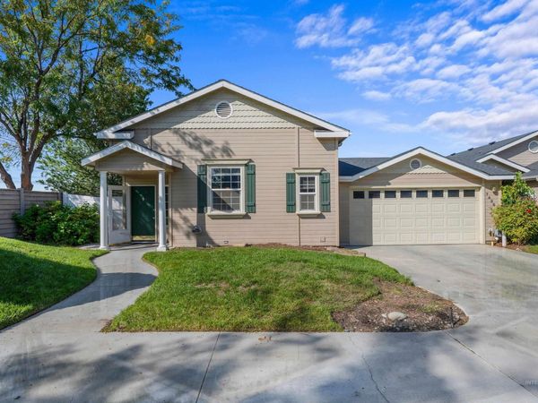 7436 W Garden Glen Drive, Boise, ID 83714