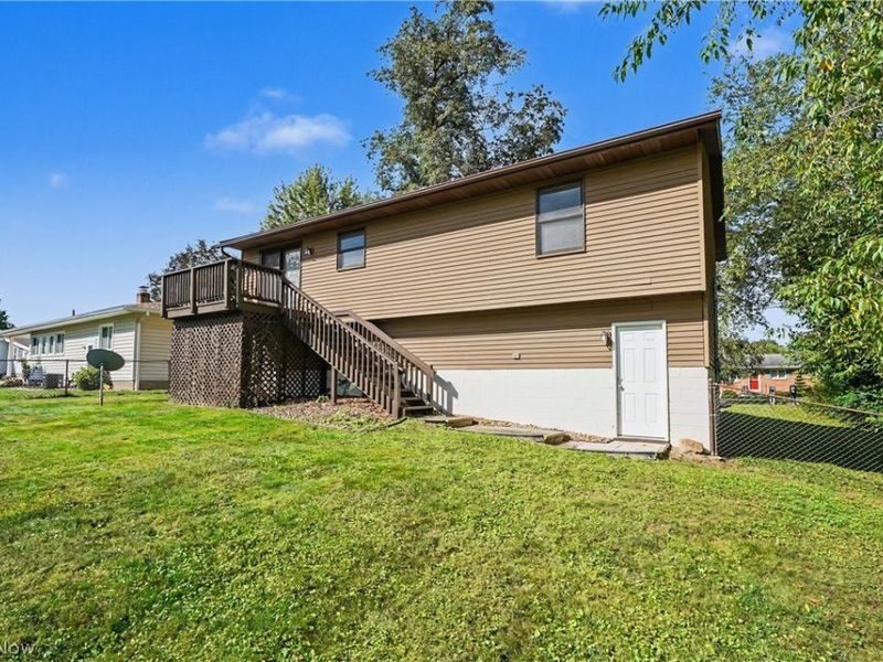 251 Caladonia Avenue, Akron, OH 44333 Photo 32