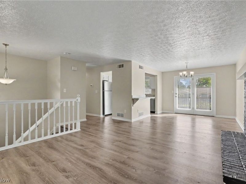251 Caladonia Avenue, Akron, OH 44333 Photo 9