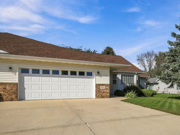 332 4th Street SW, Blooming Prairie, MN 55917