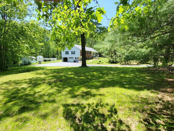 385 E County Rd, Rutland, MA 01543
