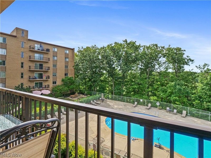 18501 Hilliard Boulevard, Unit 317, Rocky River, OH 44116 Photo 23