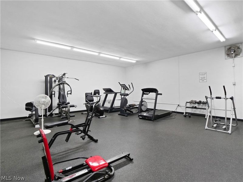 18501 Hilliard Boulevard, Unit 317, Rocky River, OH 44116 Photo 28
