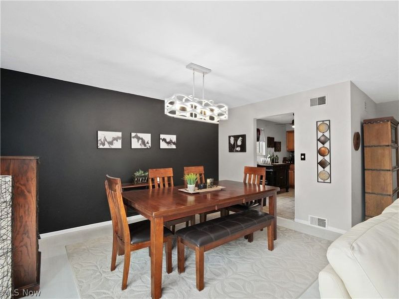 18501 Hilliard Boulevard, Unit 317, Rocky River, OH 44116 Photo 8