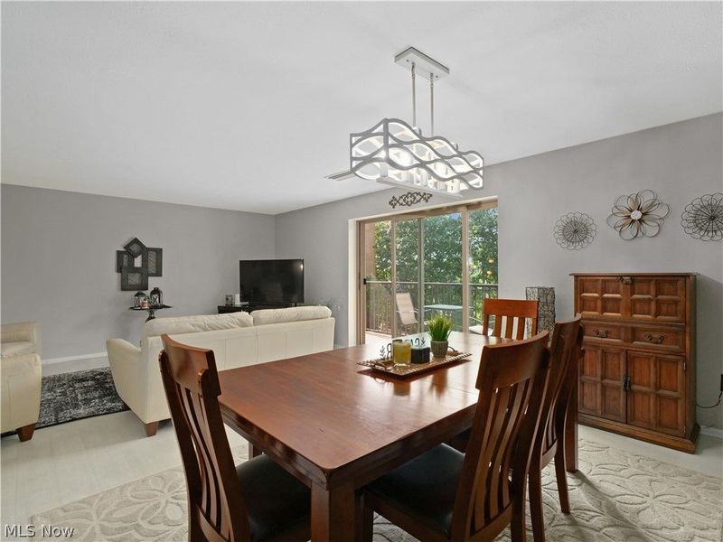 18501 Hilliard Boulevard, Unit 317, Rocky River, OH 44116 Photo 9