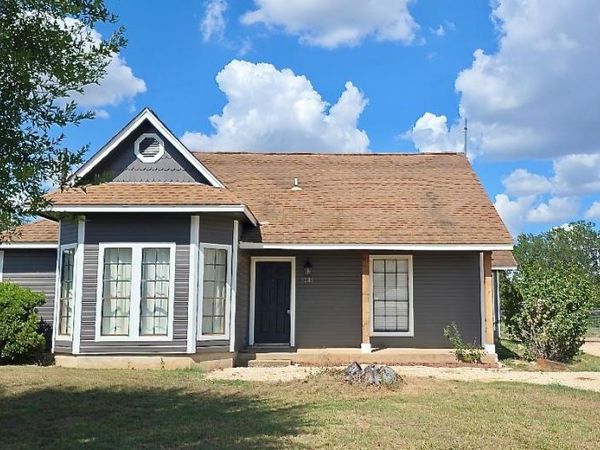 1081 Private Road 7023 , Elgin, TX 78621