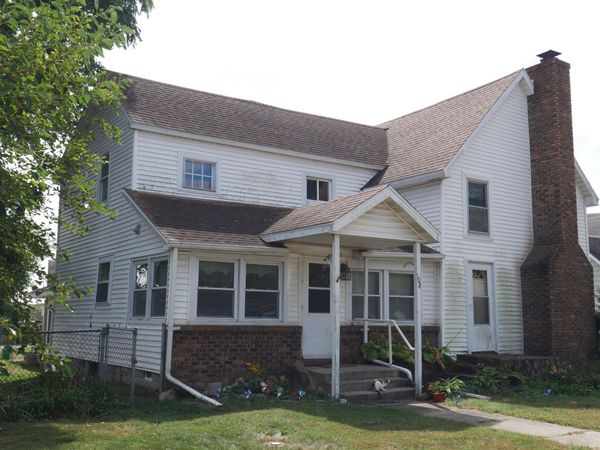 107 E Beaver Street , Morocco, IN 47963