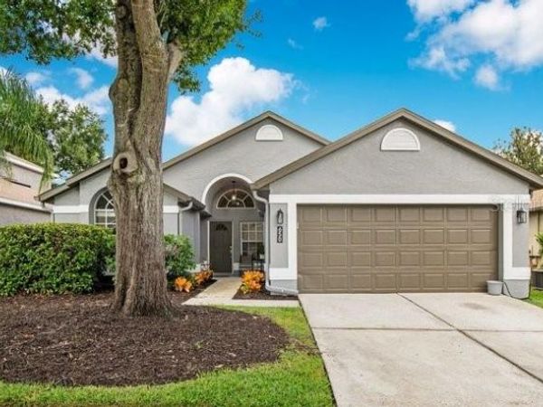 650 REGINA LANE , LAKE MARY, FL 32746