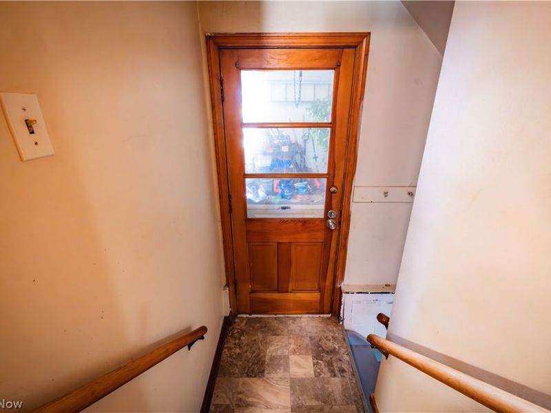 2835 S Schenley Avenue, Youngstown, OH 44511 Photo 17