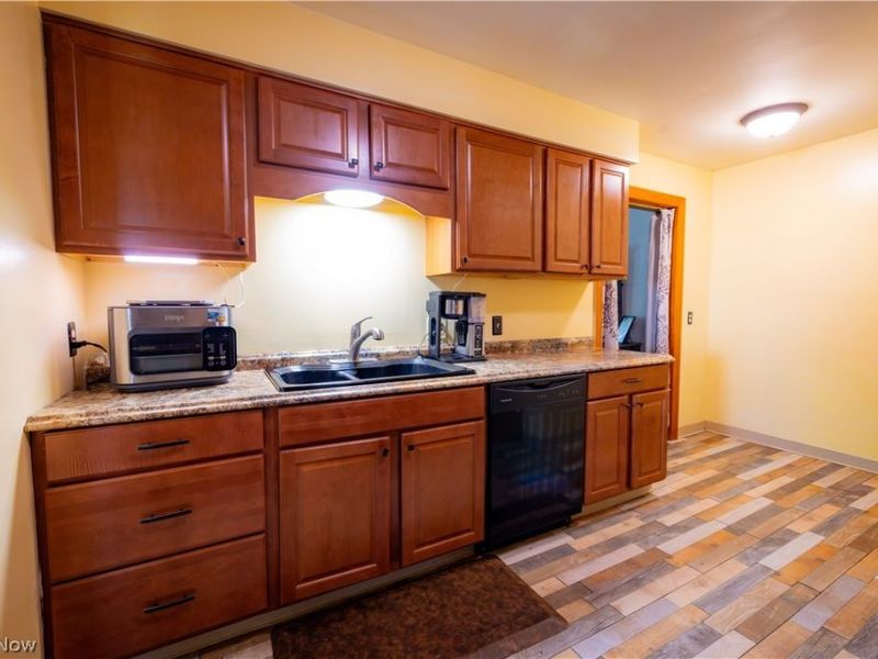 2835 S Schenley Avenue, Youngstown, OH 44511 Photo 3