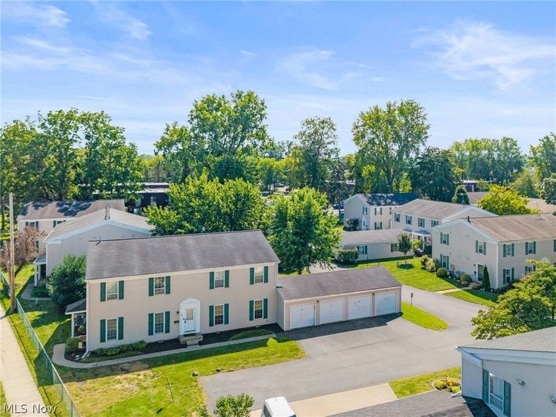28 Valley Forge Lane, Unit 2A, Elyria, OH 44035 Photo 3