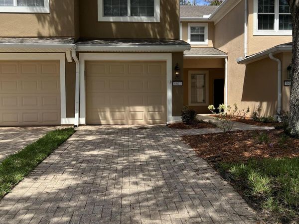 8601 LITTLE SWIFT Circle, Unit 30-F, Jacksonville, FL 32256
