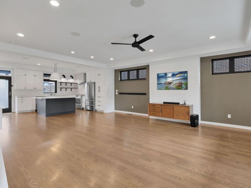 248 E 4th Avenue , Columbus, OH 43201 Photo 4
