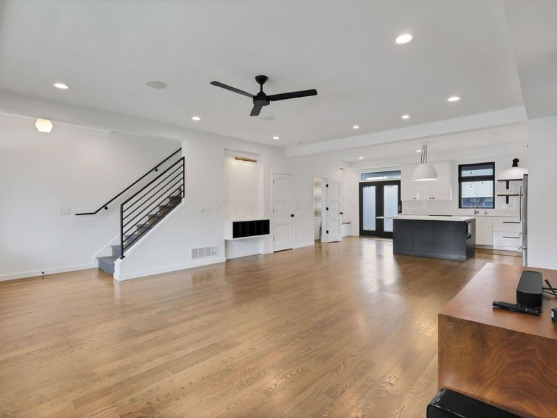 248 E 4th Avenue , Columbus, OH 43201 Photo 7