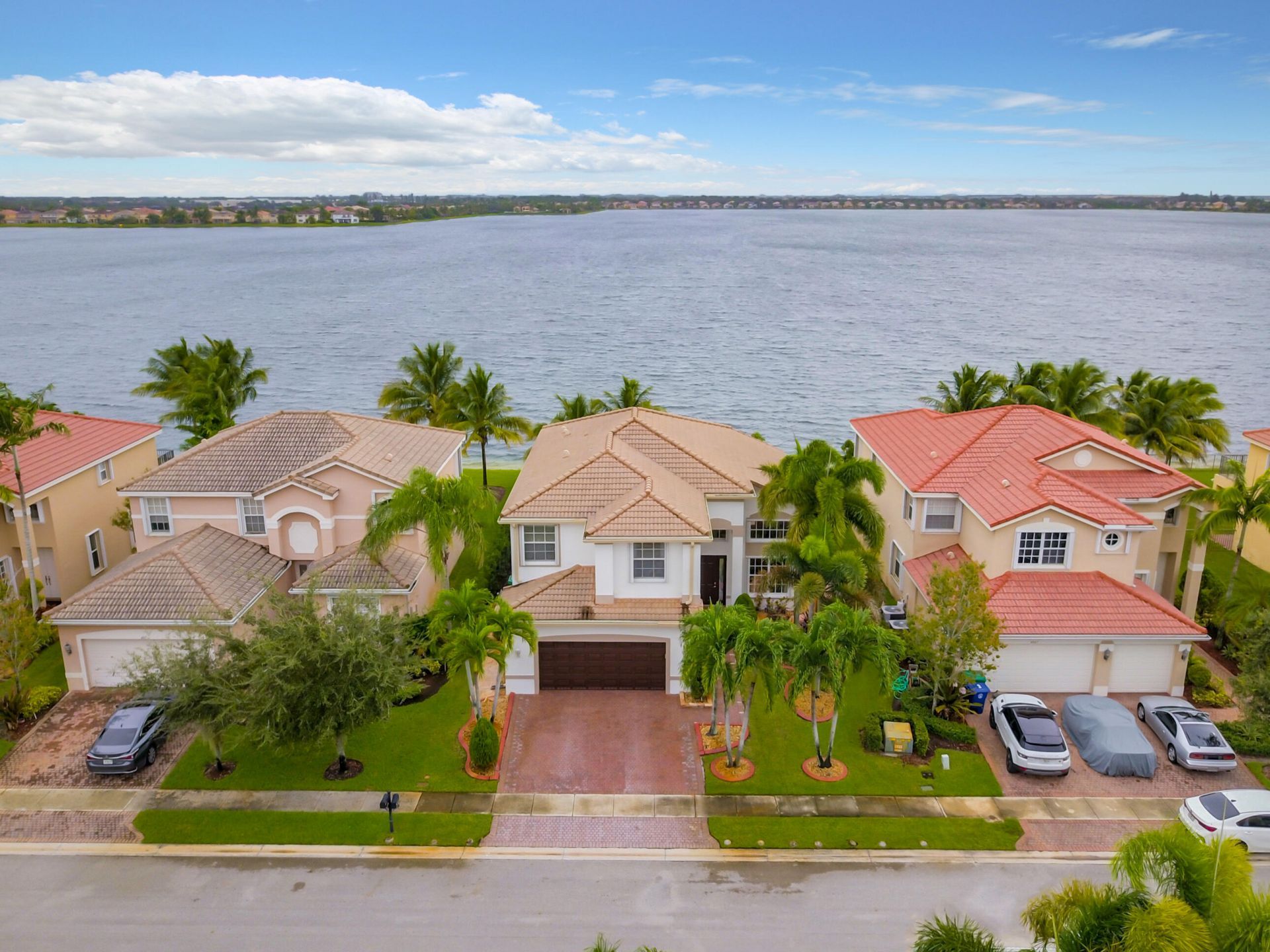 4827 SW 183rd Avenue, Miramar, FL 33029 Photo