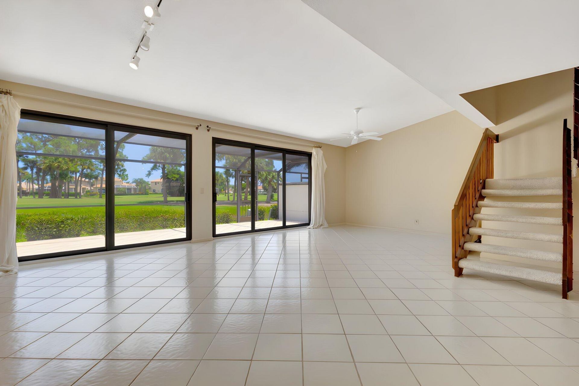 527 Prestwick Circle, Palm Beach Gardens, FL 33418 Photo