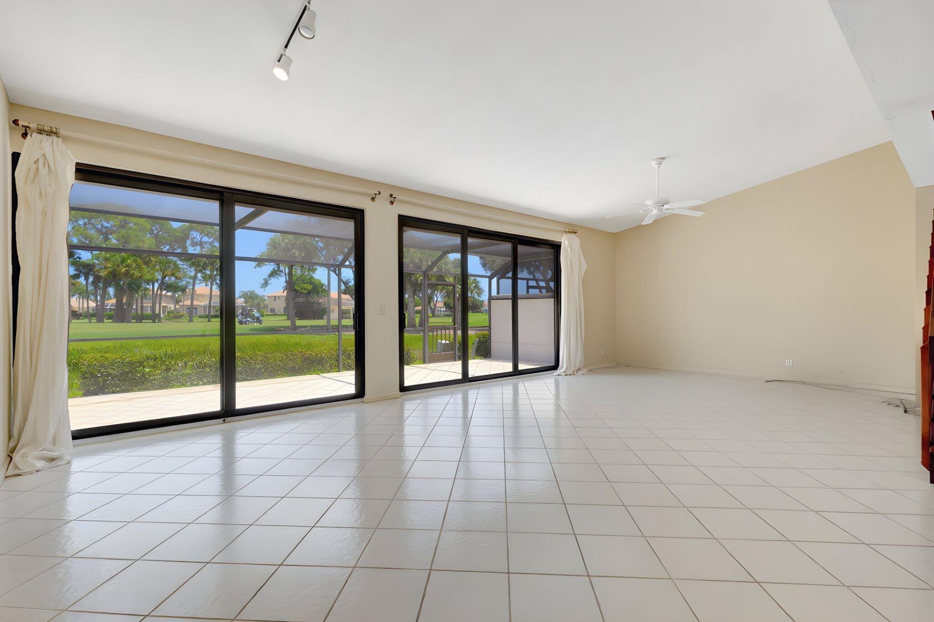 527 Prestwick Circle, Palm Beach Gardens, FL 33418 Photo