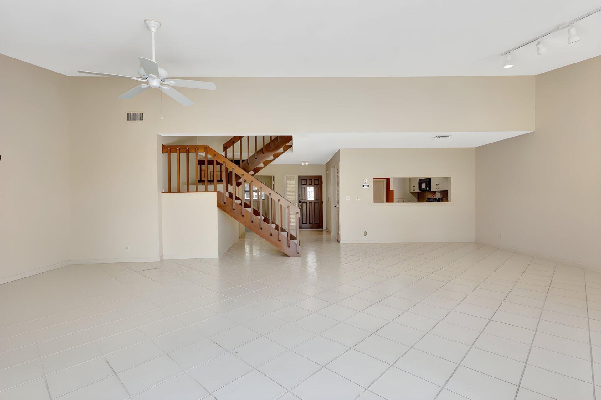 527 Prestwick Circle, Palm Beach Gardens, FL 33418 Photo