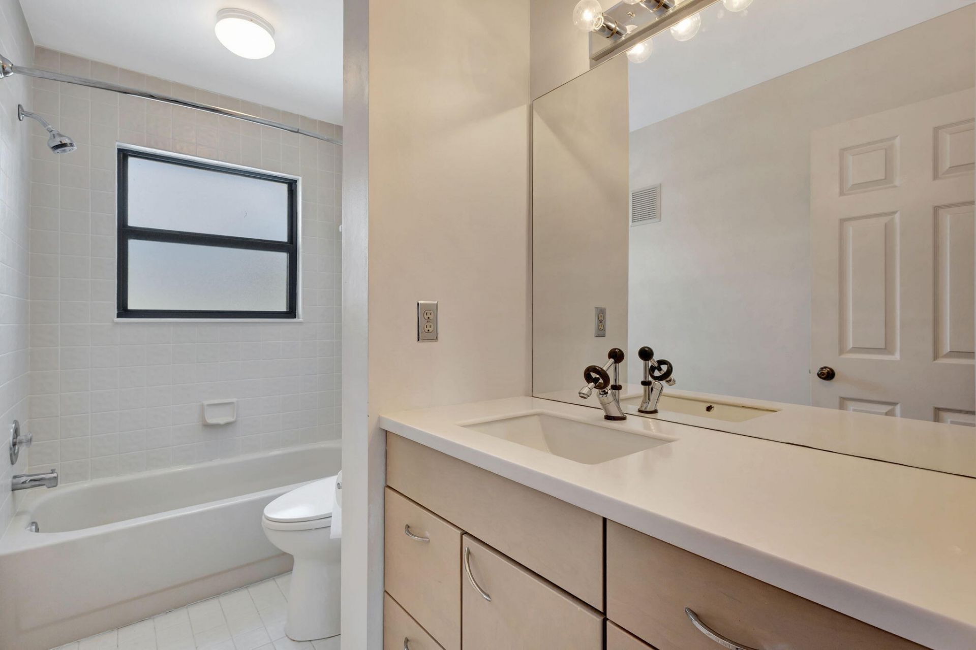 527 Prestwick Circle, Palm Beach Gardens, FL 33418 Photo