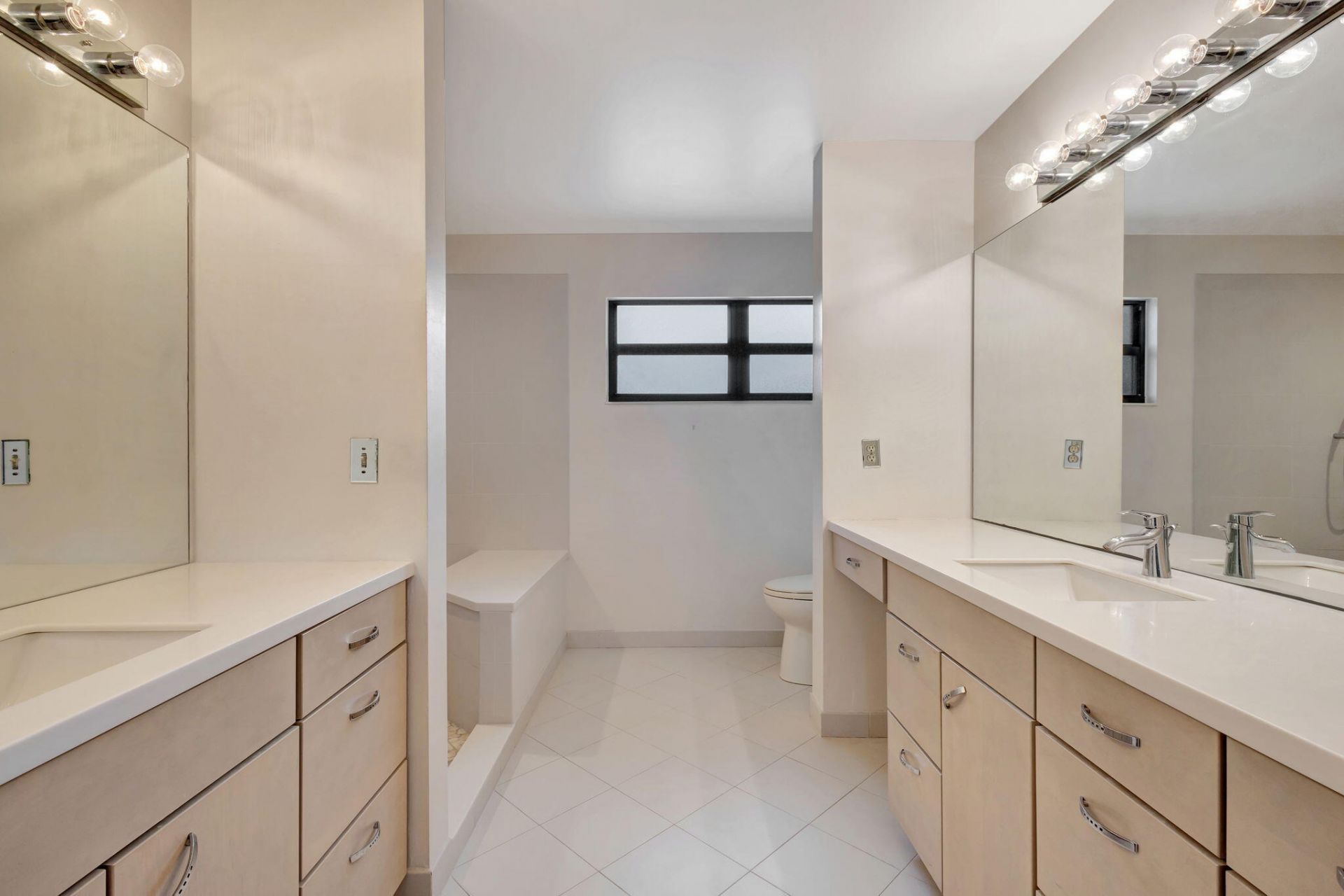 527 Prestwick Circle, Palm Beach Gardens, FL 33418 Photo