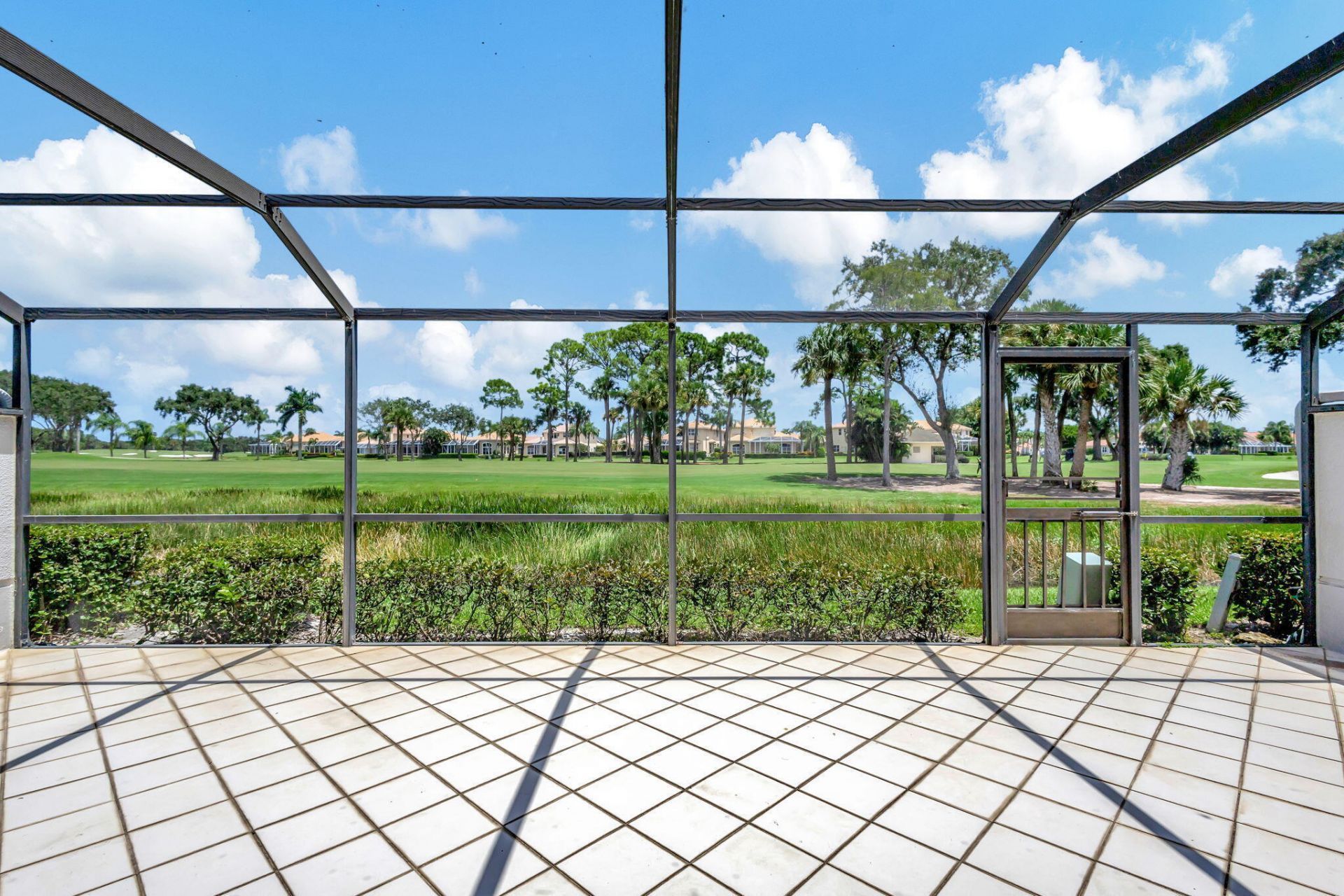 527 Prestwick Circle, Palm Beach Gardens, FL 33418 Photo