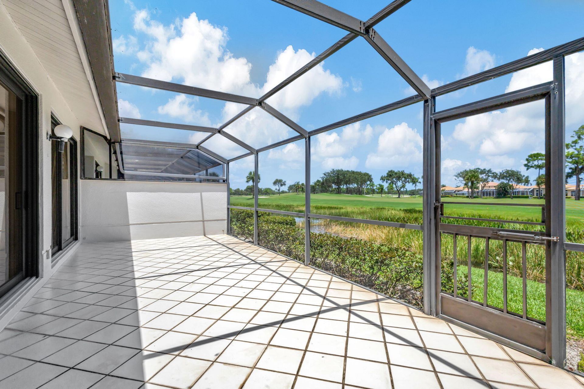527 Prestwick Circle, Palm Beach Gardens, FL 33418 Photo