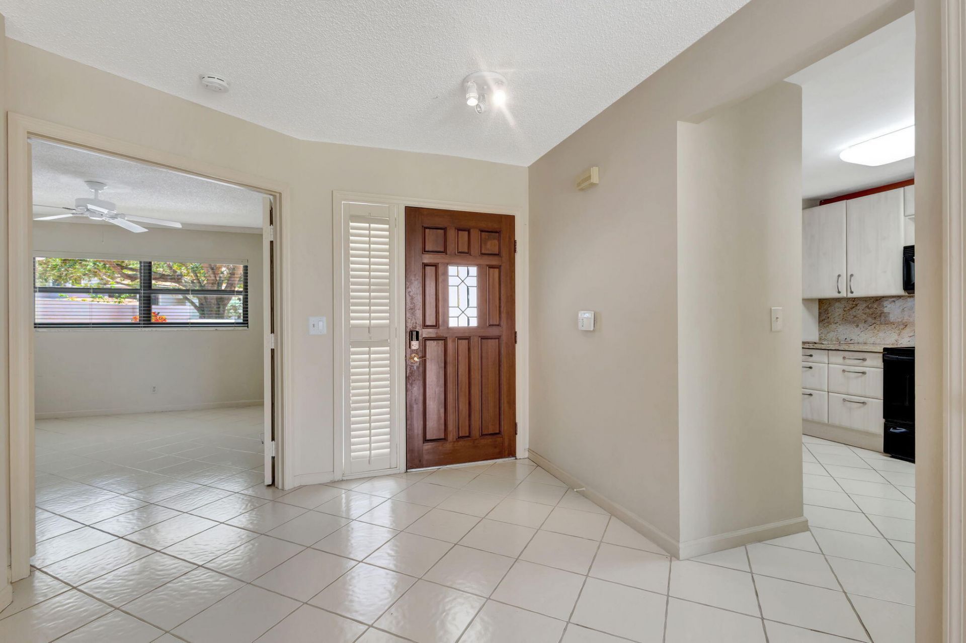 527 Prestwick Circle, Palm Beach Gardens, FL 33418 Photo